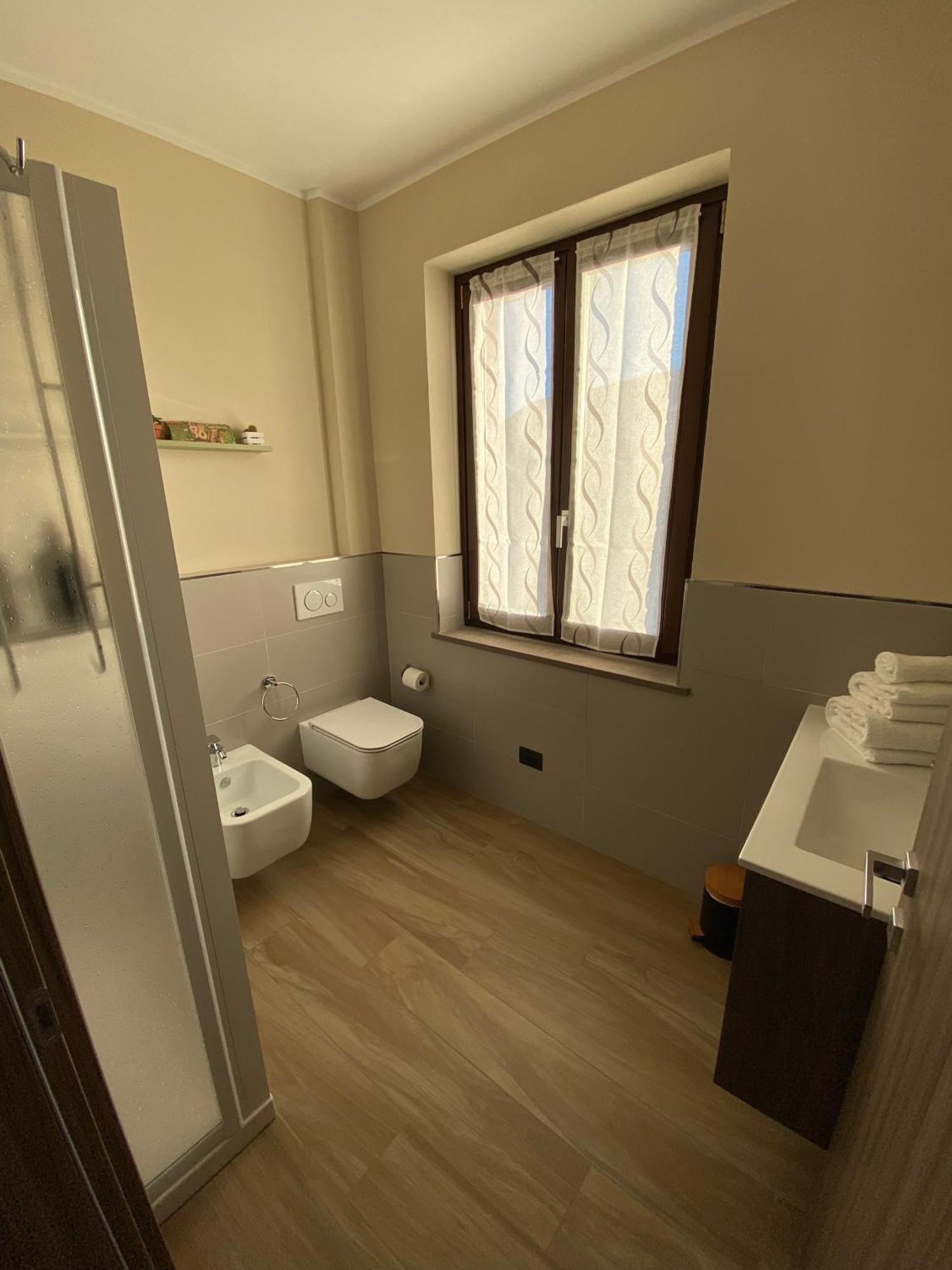 Casa Rubbo - Appartamento In Collina 'Monviso' Alba  Eksteriør bilde